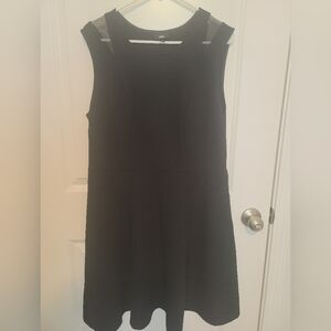 Mossimo Black Sleeveless Shift Dress